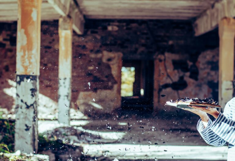 Von Asche­bü­chern und Früh­lings­zwie­beln